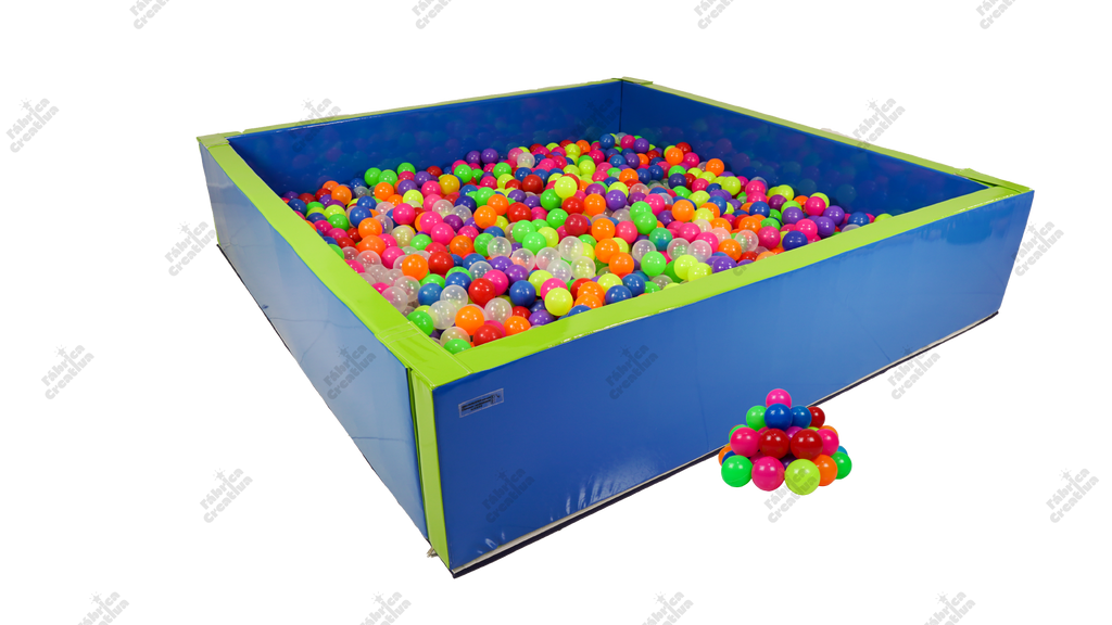 Piscina de Pelotas Grande