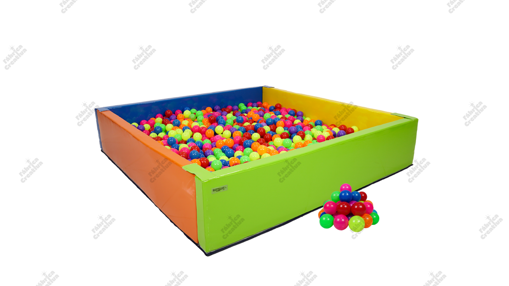 Piscina de Pelotas Grande